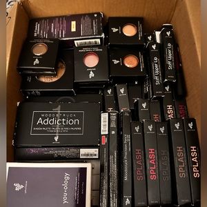 YOUNIQUE items already sold too @mandi_gibbs ♥️